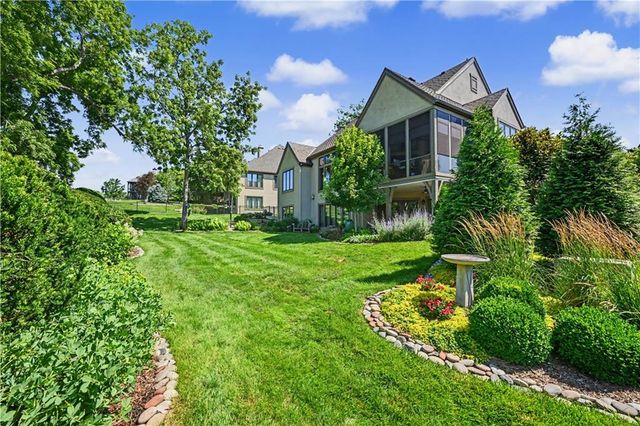 15212 Linden Street, Leawood, KS 66224