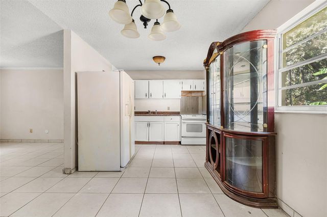 3805 S TAMPA AVENUE, Orlando, FL 32839