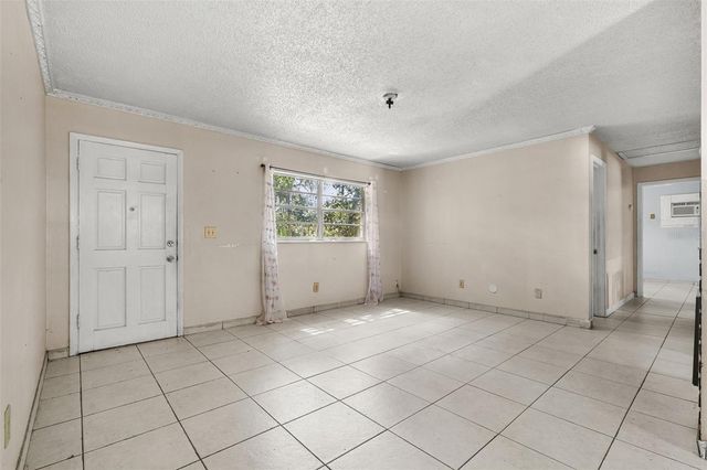 3805 S TAMPA AVENUE, Orlando, FL 32839