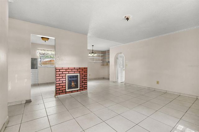 3805 S TAMPA AVENUE, Orlando, FL 32839