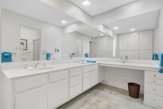 43331 Lacovia Drive, Bermuda Dunes, CA 92203