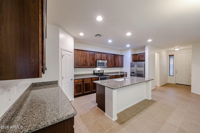 12119 W ROWEL Road, Peoria, AZ 85383