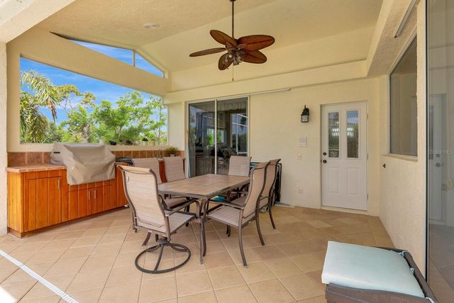 10005 CHERRY HILLS AVENUE CIRCLE, Bradenton, FL 34202