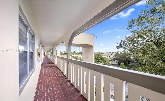 1501 Cayman Way A4, Coconut Creek, FL 33066