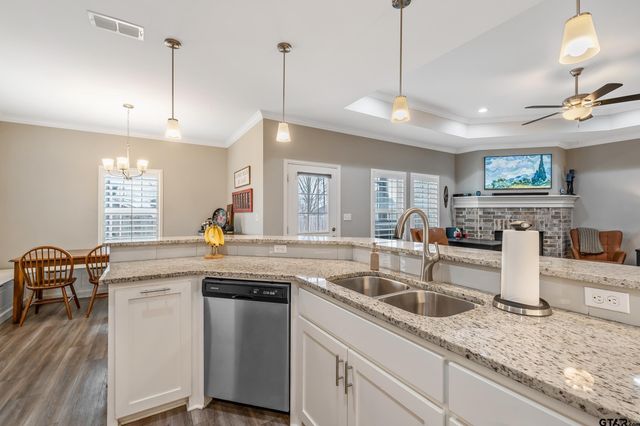 805 Jack Brown, Whitehouse, TX 75791