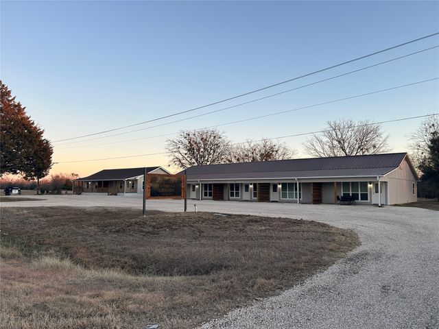 7261 HWY 276 4, Point, TX 75472