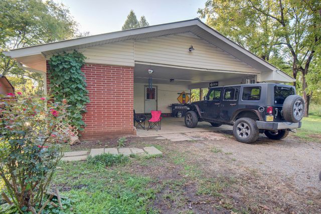 198 County Road 128, Athens, TN 37303