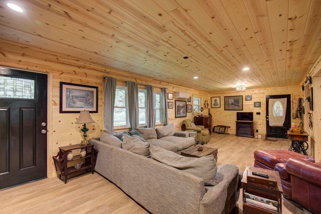 198 County Road 128, Athens, TN 37303