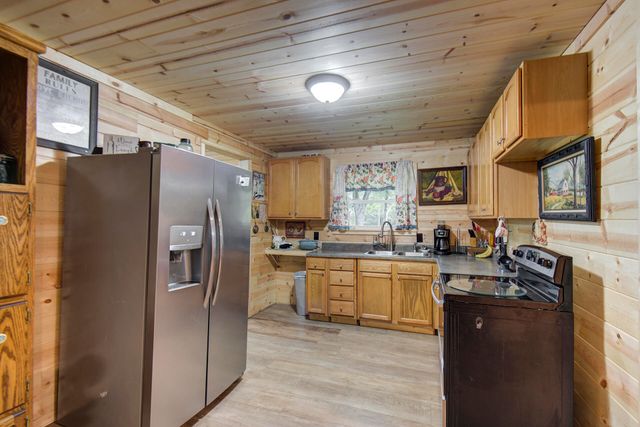 198 County Road 128, Athens, TN 37303