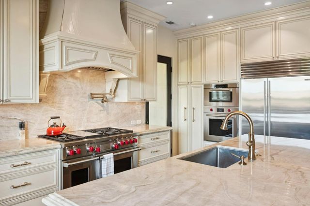 16960 Schell Rd, Oakdale, CA 95361