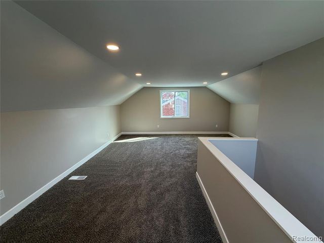 6919 Archdale Street, Detroit, MI 48228