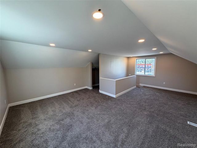 6919 Archdale Street, Detroit, MI 48228