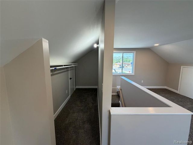 6919 Archdale Street, Detroit, MI 48228