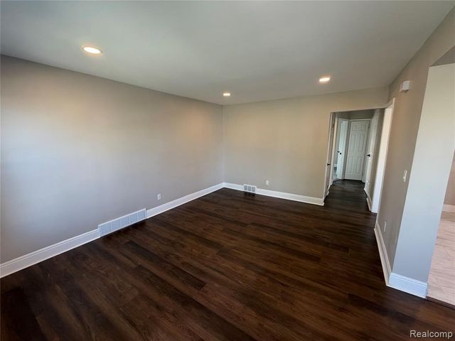 6919 Archdale Street, Detroit, MI 48228