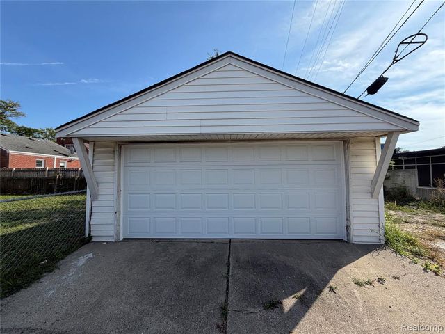 6919 Archdale Street, Detroit, MI 48228