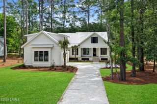 10 Oldfield Village Road, Bluffton, SC 29909