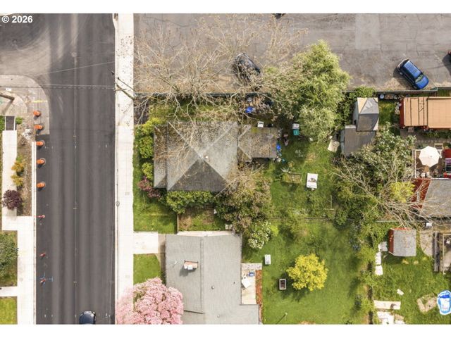 1003 Ne 60TH Ave, Portland, OR 97213