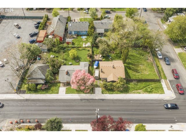 1003 Ne 60TH Ave, Portland, OR 97213