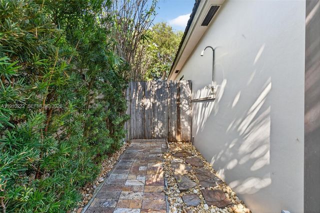 3414 Norfolk Street, Pompano Beach, FL 33062