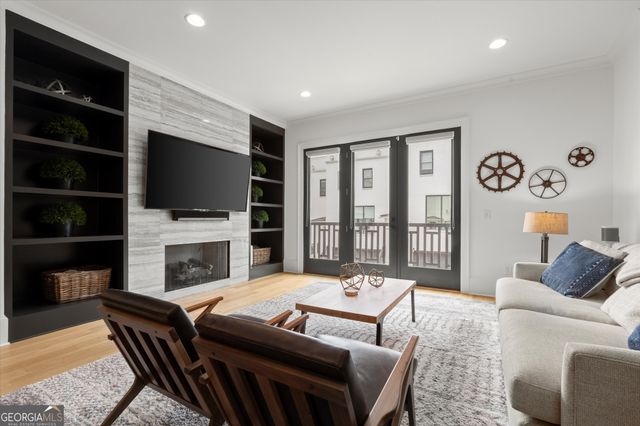 3667 Peachtree Road NE 1, Atlanta, GA 30319