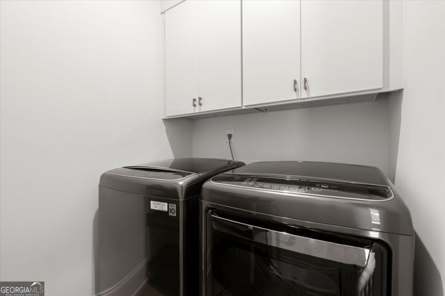 3667 Peachtree Road NE 1, Atlanta, GA 30319