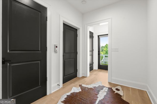 3667 Peachtree Road NE 1, Atlanta, GA 30319