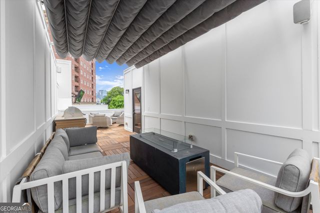 3667 Peachtree Road NE 1, Atlanta, GA 30319