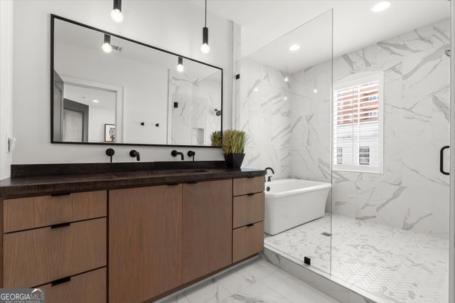 3667 Peachtree Road NE 1, Atlanta, GA 30319