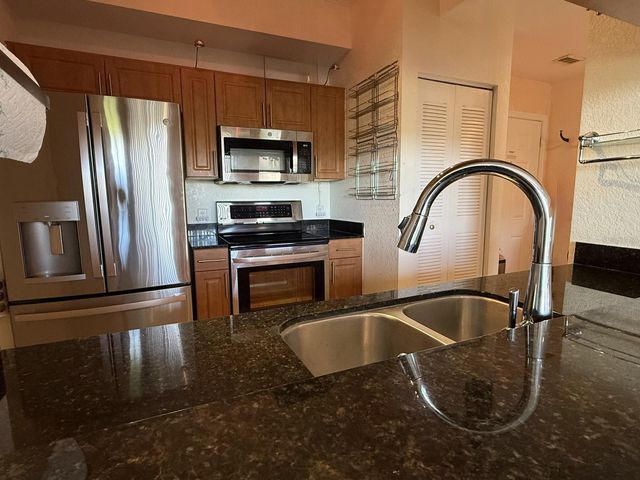 1064 N TAMIAMI TRAIL 1433, Sarasota, FL 34236