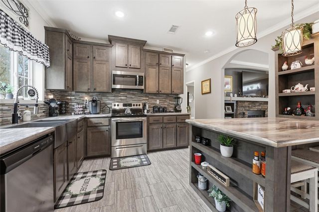 11640 SW TUSTENUGGEE AVENUE, Fort White, FL 32038