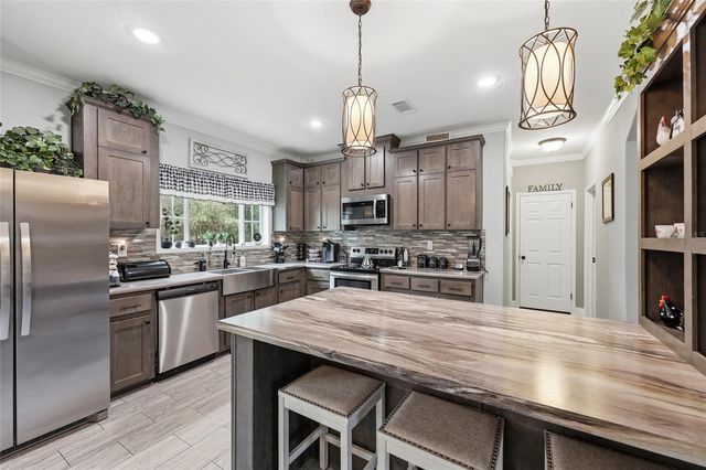 11640 SW TUSTENUGGEE AVENUE, Fort White, FL 32038