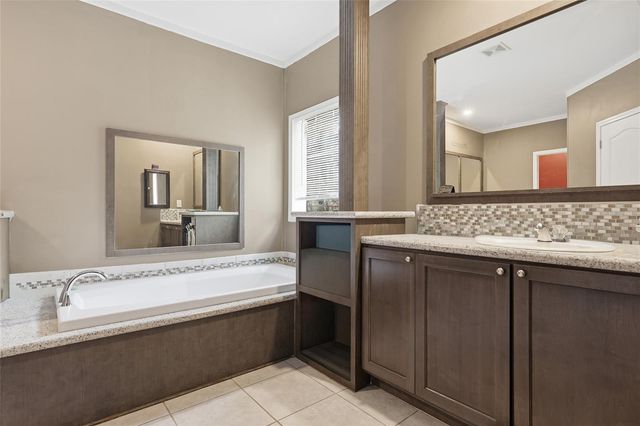 11640 SW TUSTENUGGEE AVENUE, Fort White, FL 32038