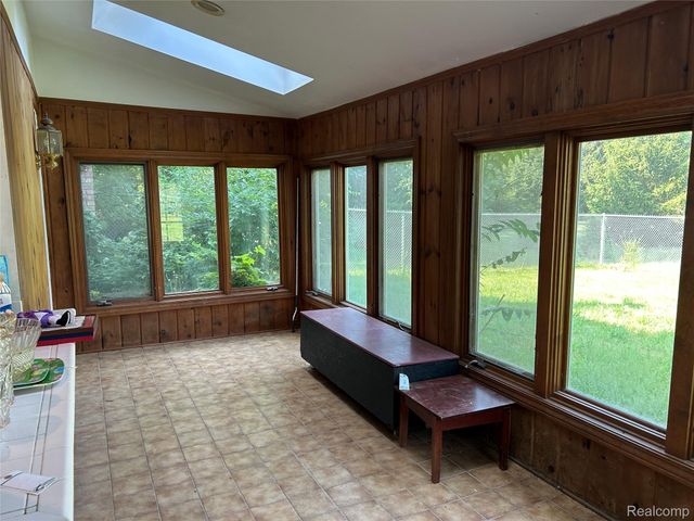 1285 Grange Hall Road, Holly Township, MI 48430