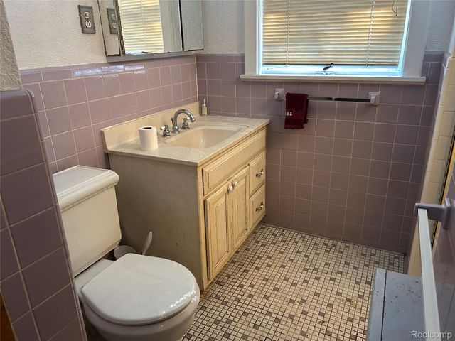 1285 Grange Hall Road, Holly Township, MI 48430