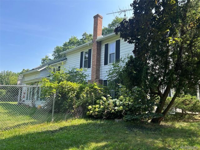 1285 Grange Hall Road, Holly Township, MI 48430