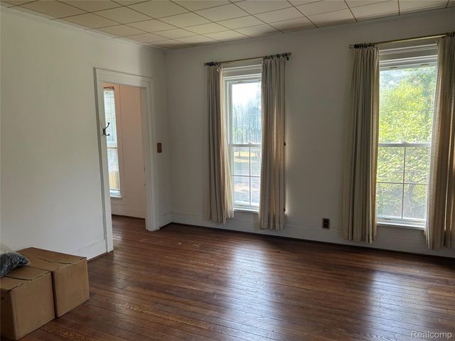 1285 Grange Hall Road, Holly Township, MI 48430