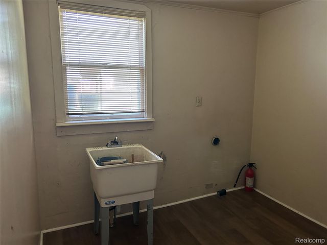 1285 Grange Hall Road, Holly Township, MI 48430