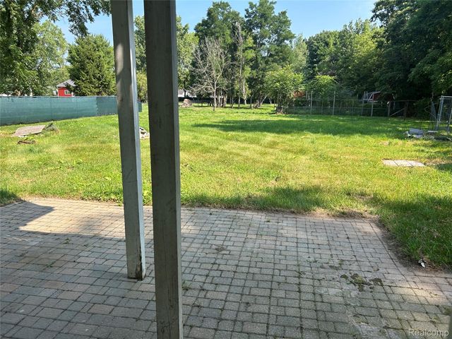 1285 Grange Hall Road, Holly Township, MI 48430