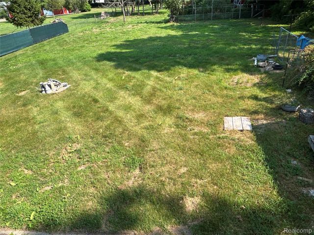 1285 Grange Hall Road, Holly Township, MI 48430