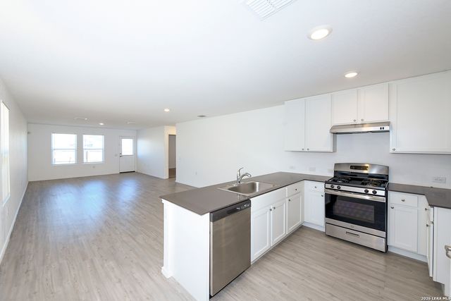 10114 kersey, San Antonio, TX 78224