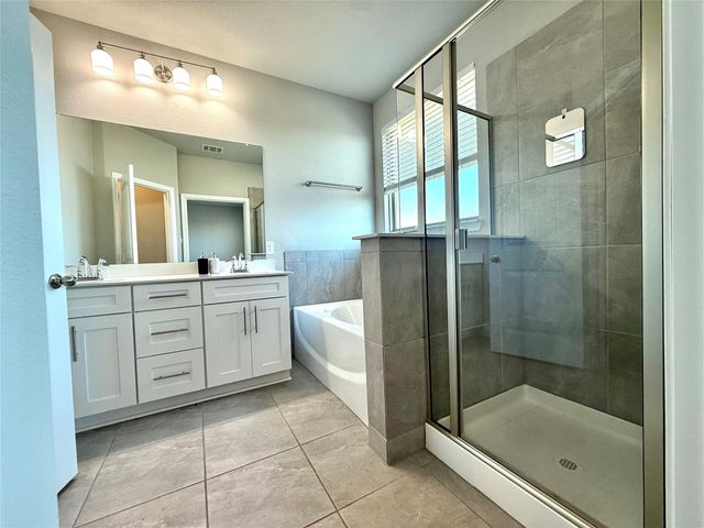 217 Pearl Street, Cleburne, TX 76031