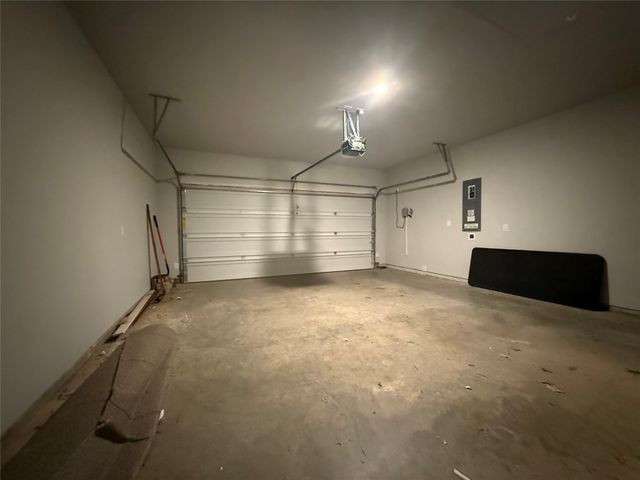 217 Pearl Street, Cleburne, TX 76031