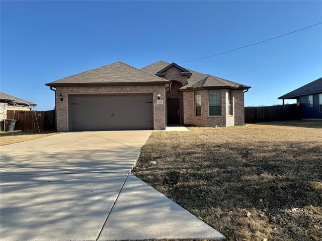 217 Pearl Street, Cleburne, TX 76031