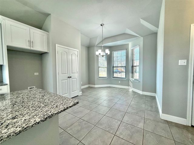 217 Pearl Street, Cleburne, TX 76031