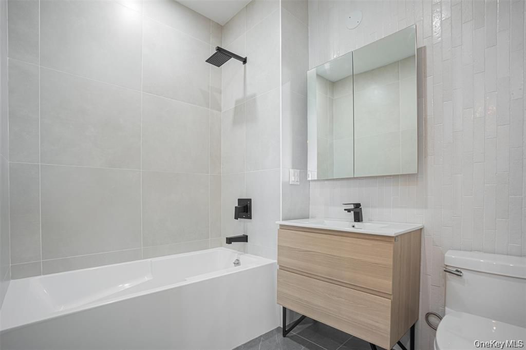 859 MYRTLE Avenue 8G, Brooklyn, NY 11206 — photo 3