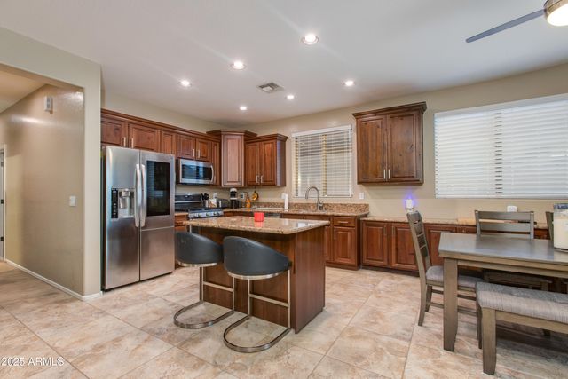 29374 N 68TH Lane, Peoria, AZ 85383