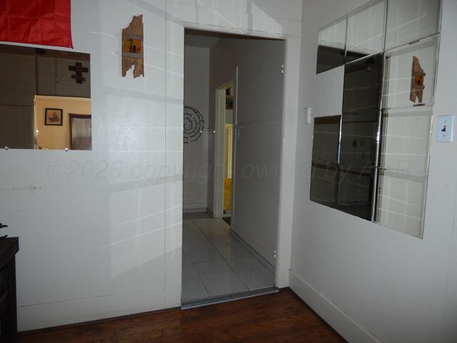 1004 Childress Street, Wellington, TX 79095