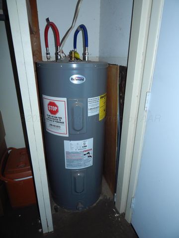 1004 Childress Street, Wellington, TX 79095