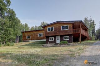 8301 W Lost Valley Road, Wasilla, AK 99623