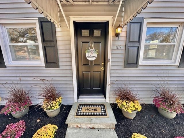 53 Newark Ave, Spotswood Boro, NJ 08884